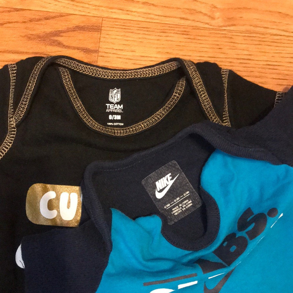 Nike & Saints onesies sizes 0-3 Months - Picture 5 of 10
